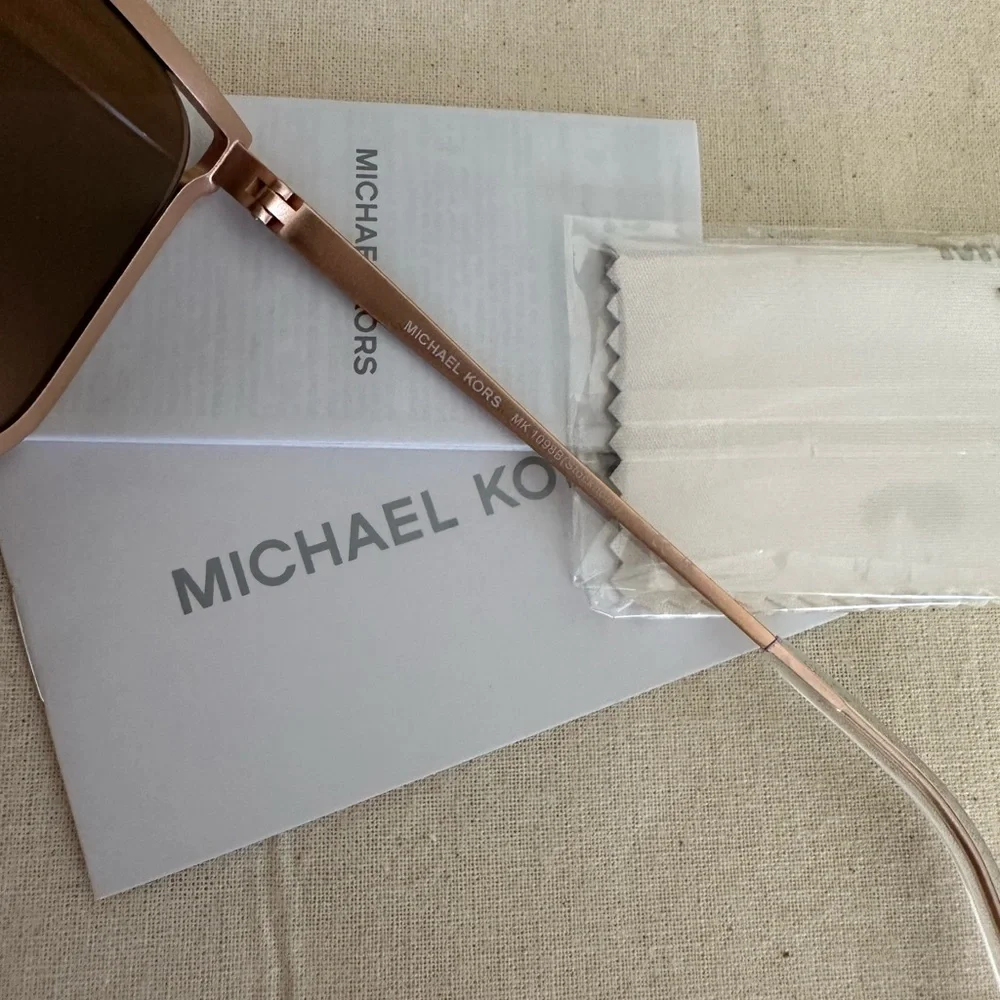 New Michael Kors rose gold sunglasses 57mm square crystal oversized - Picture 6 of 9